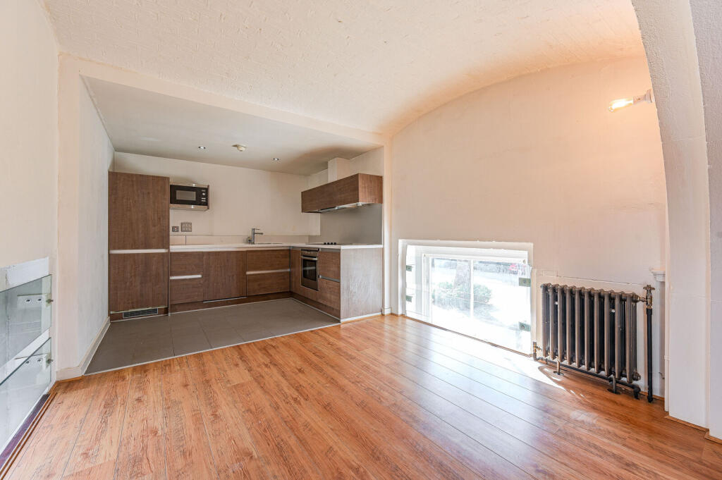 Apartment in London - View 4
