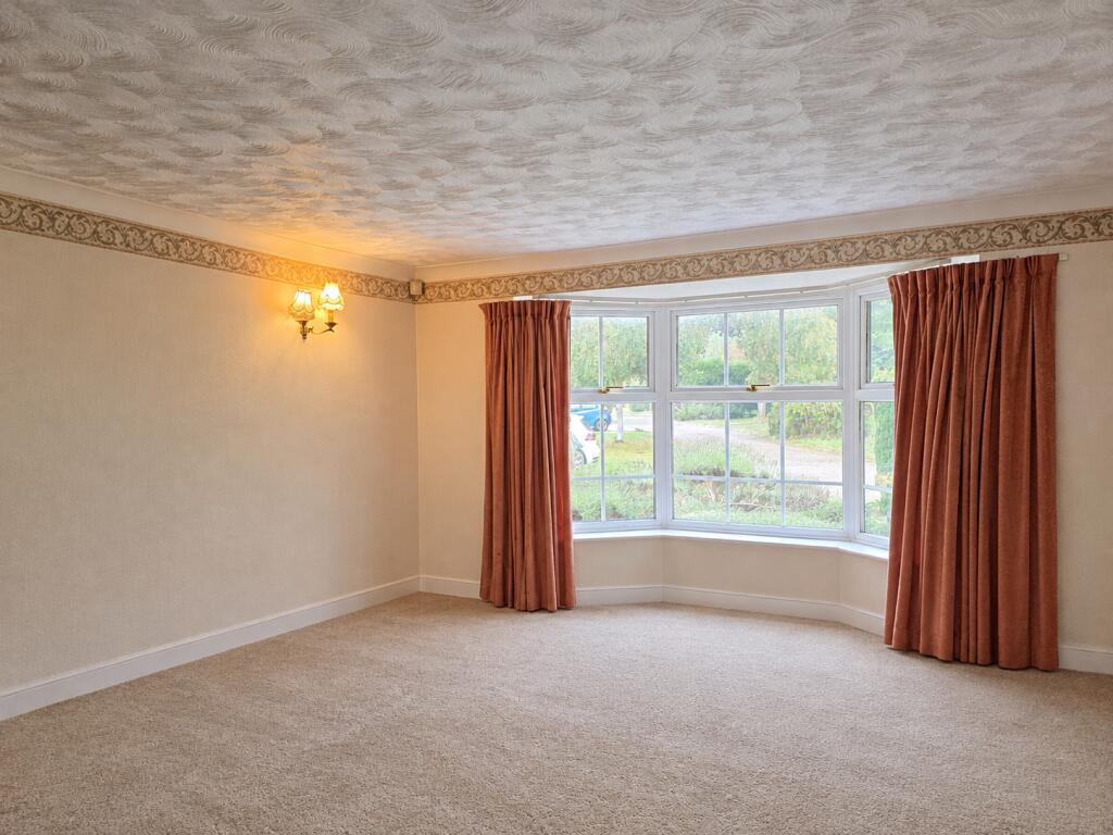 House in Reading, Charvil - View 2