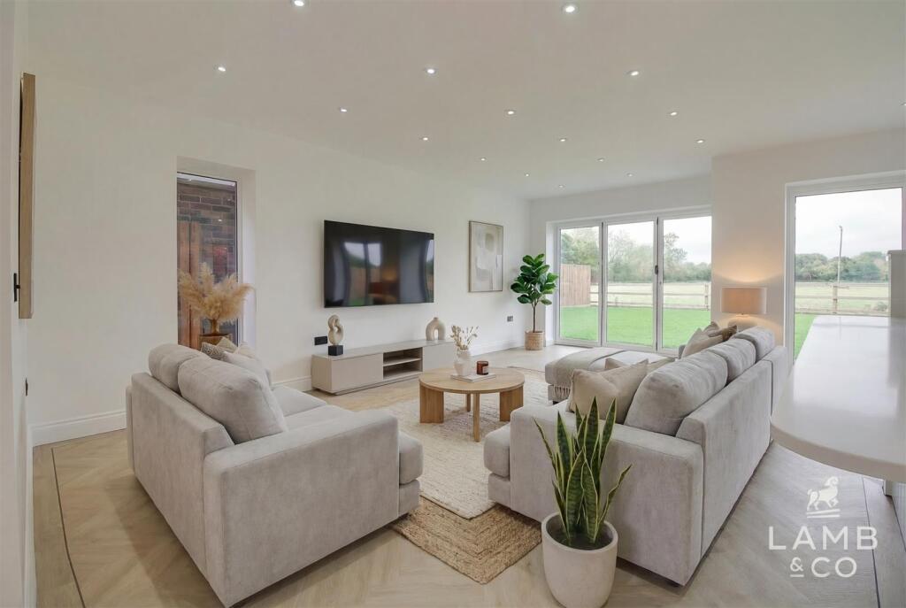 House in Colchester - View 4