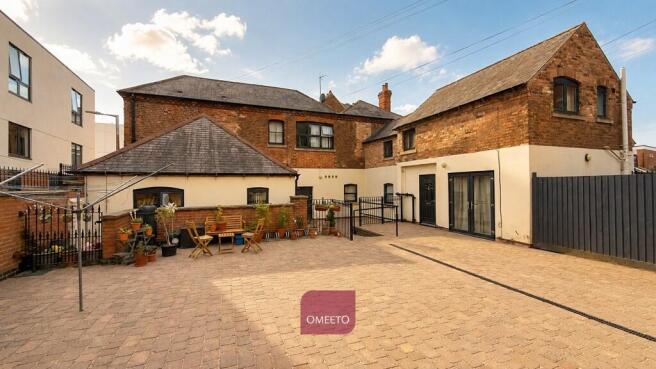 Residential Courtyard