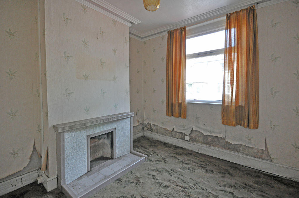 House in Newport, Pye Corner, Rogerstone - View 6