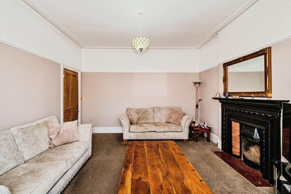 Winchester Road, Worthing photo 4