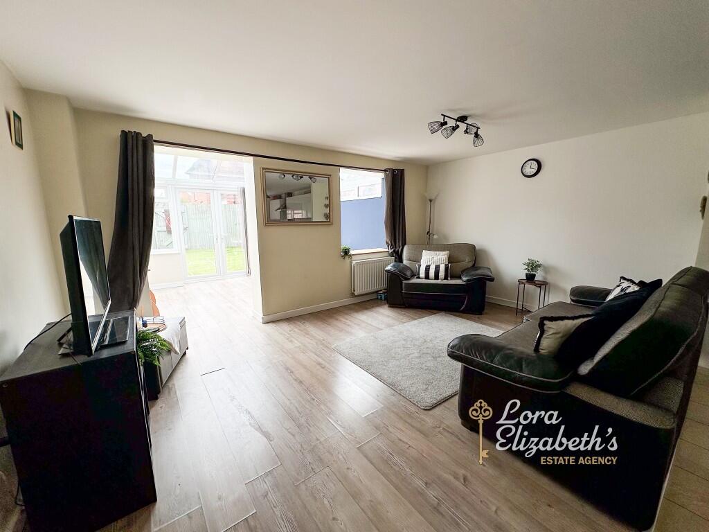 Rockstone Way, Mansfield, Nottinghamshire, NG19 - View 6
