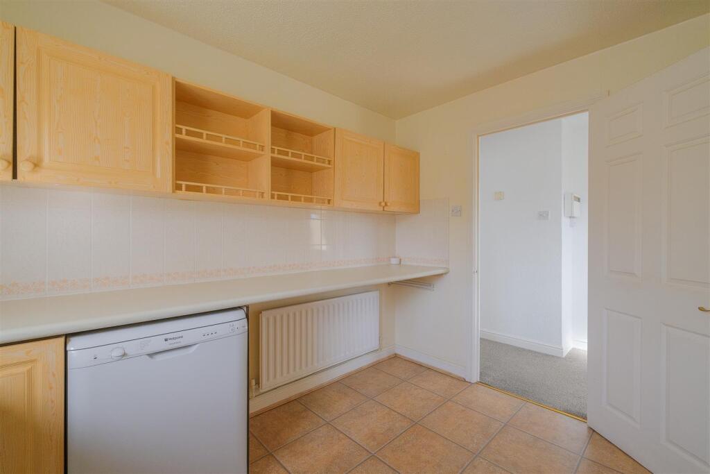 House in Brighouse, Rastrick - View 5