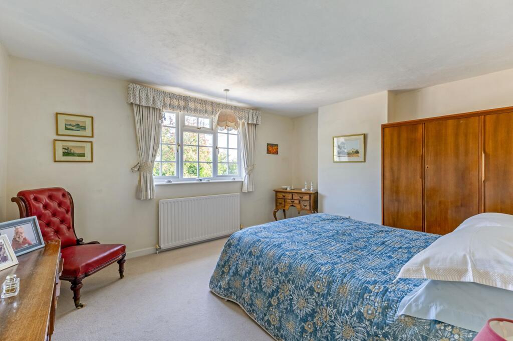 House in Chichester, Wisborough Green - View 3