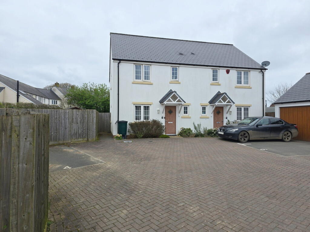 Main image of property: Great View, Exeter, EX18 7DY