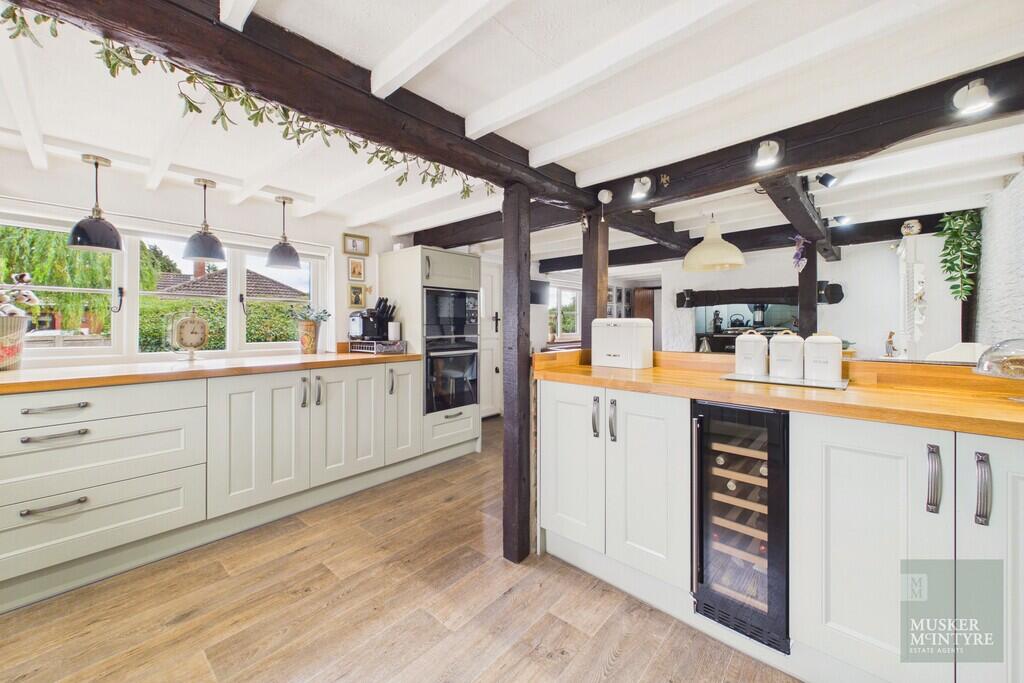 House in South Norfolk, Bedingham Green, Bedingham - View 2