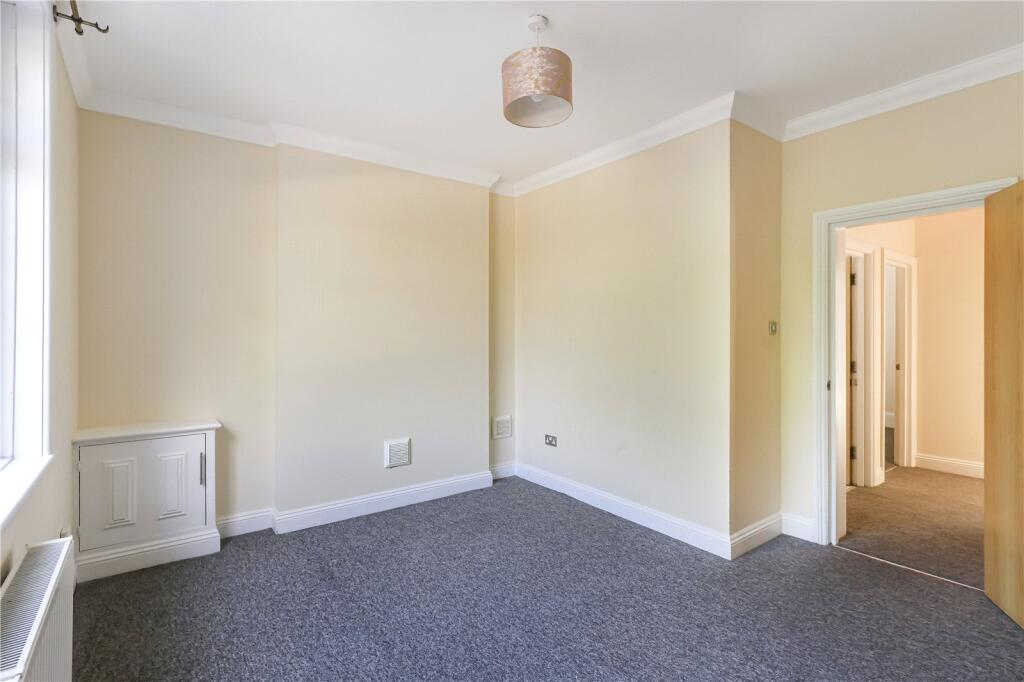Beechey Road, Bournemouth, Dorset, BH8 photo 5