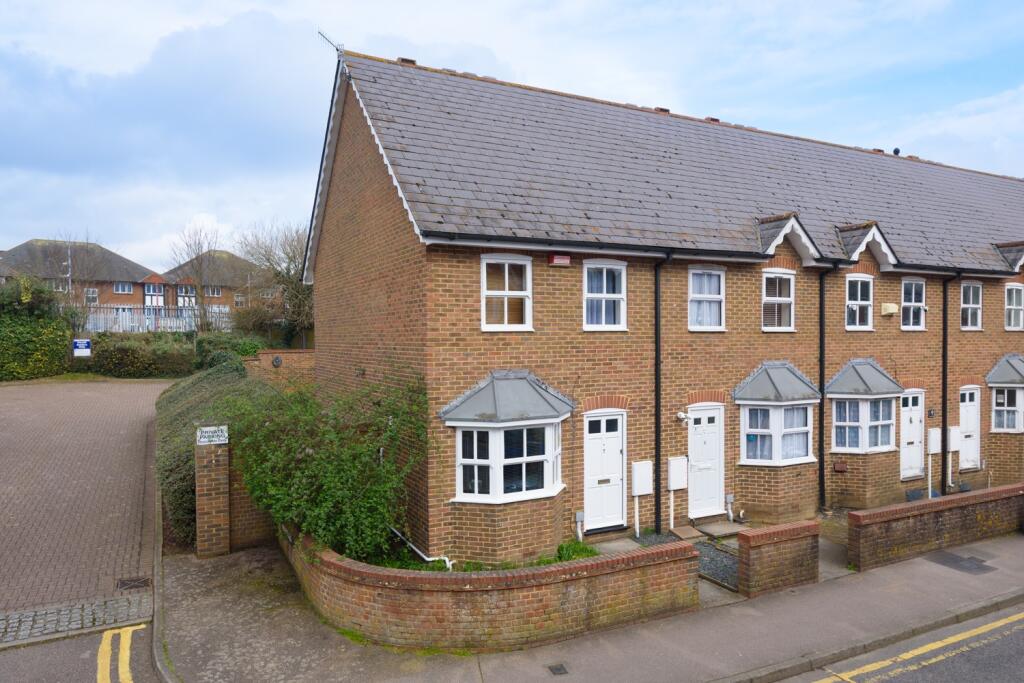 Main image of property: Henry Court, Gordon Road