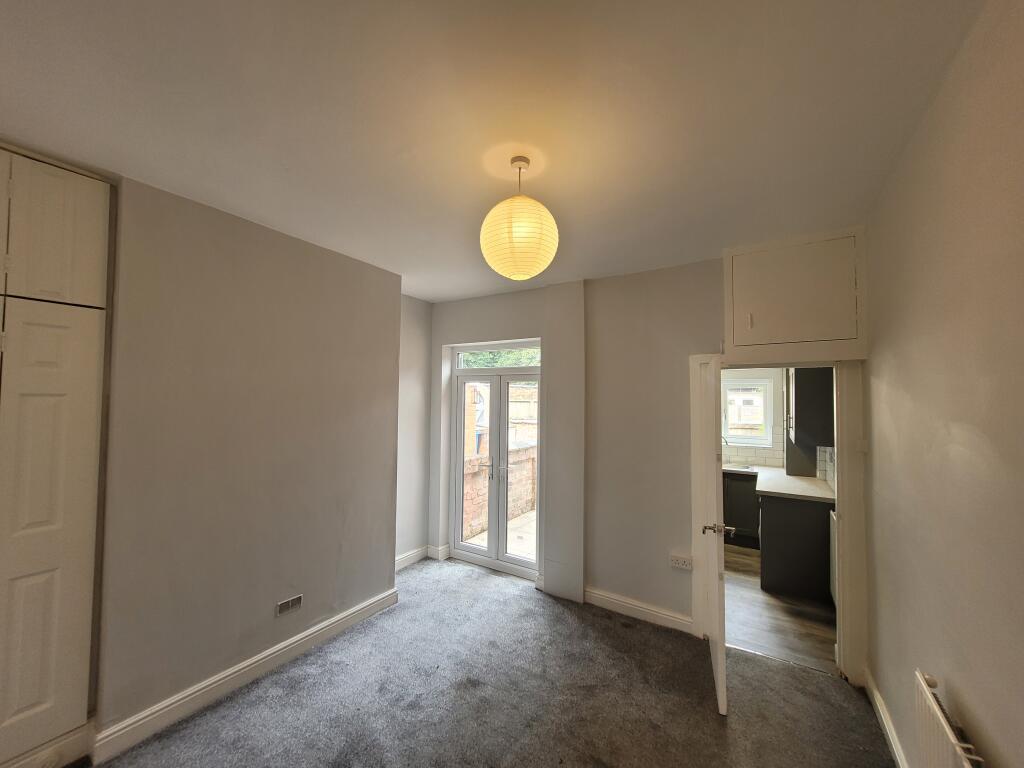 House in Stockport, Greater Manchester - View 4