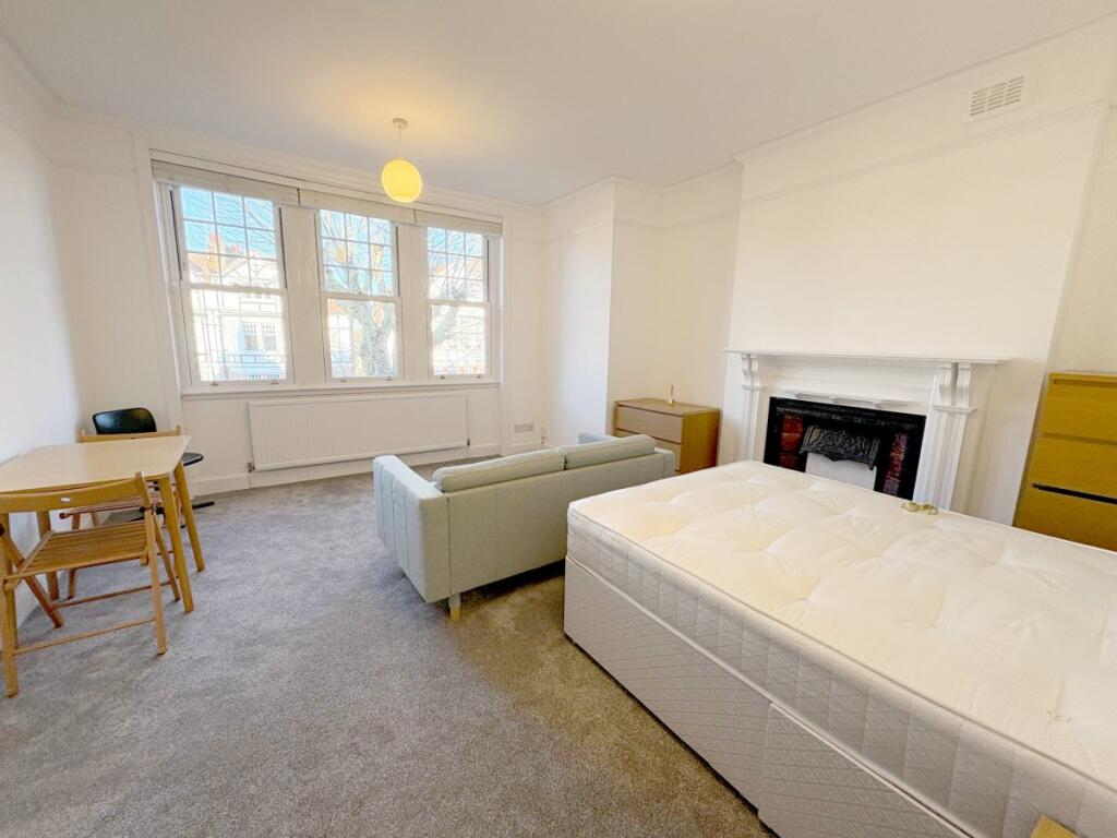 Main image of property: Brondesbury Park, Willesden Green