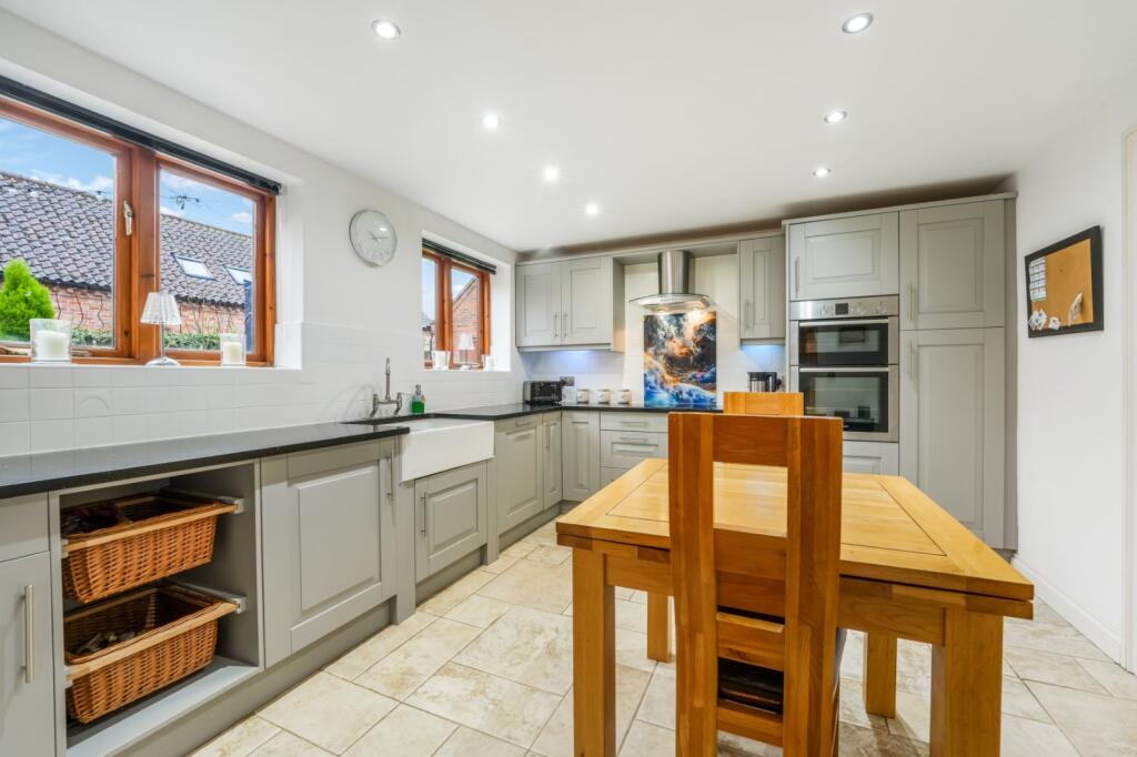 House in Rushcliffe, Top Green, Sibthorpe - View 5