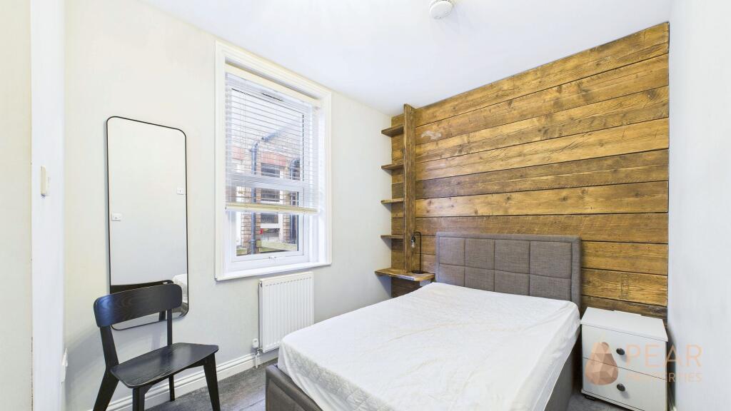 Main image of property: 63A Rowlands Road, Worthing, BN11