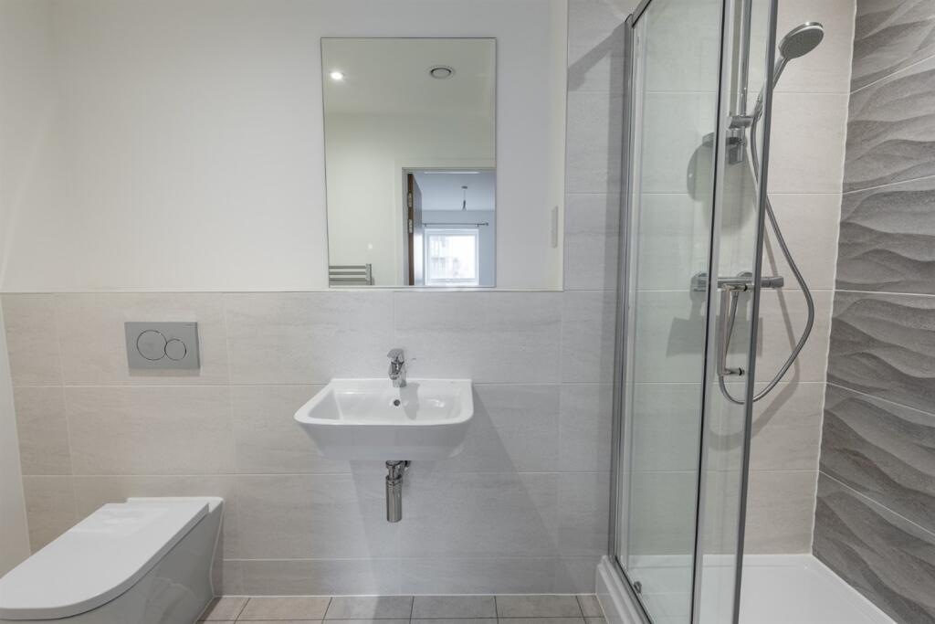Apartment in Milton Keynes - View 2