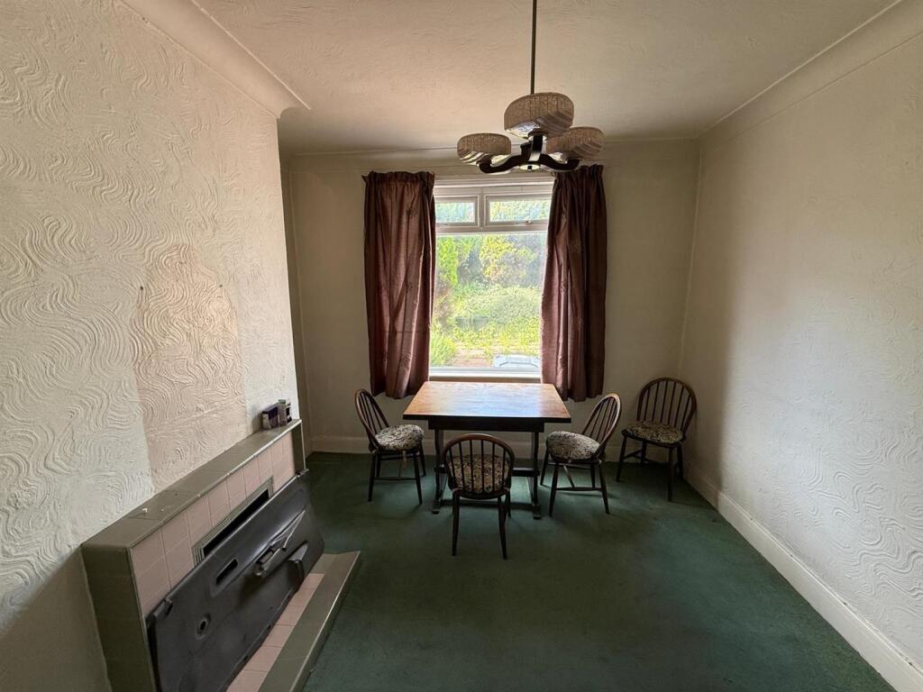 Rooley Crescent, Bradford photo 3