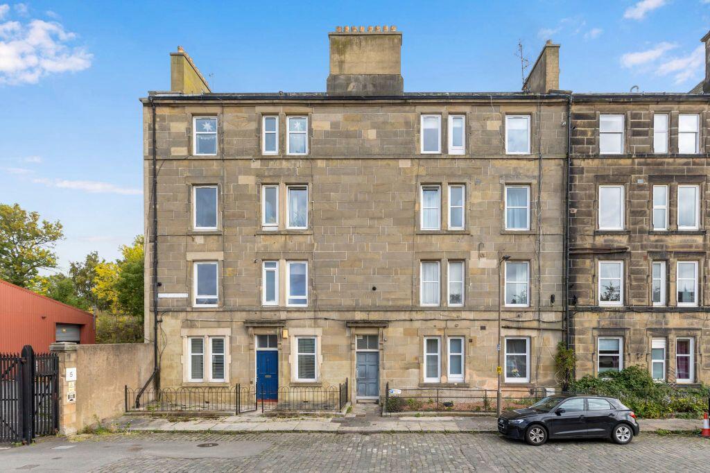 Main image of property: 9 (flat 12), Westfield Street, Gorgie, Edinburgh, EH11 2RB