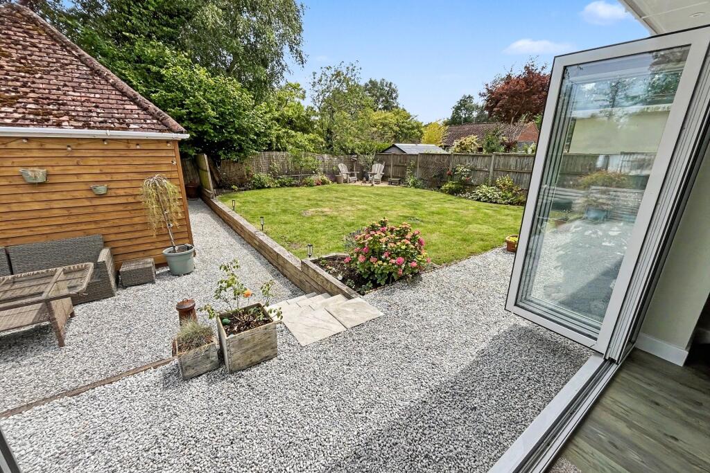 Verwood photo 5