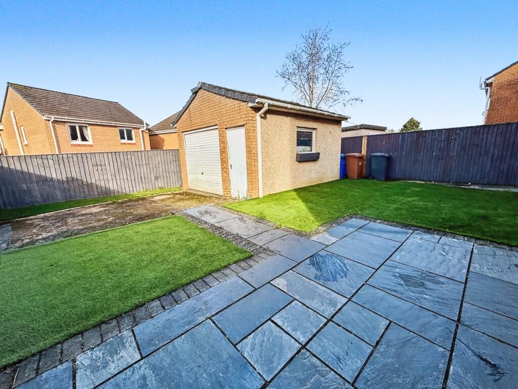2C Speyburn Place, Irvine, Ayrshire, KA11 photo 2