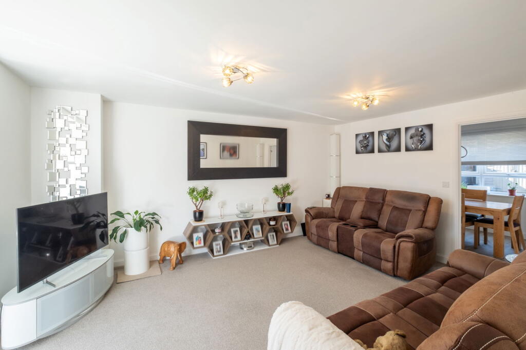 Sand Martin Close, East Leake photo 3