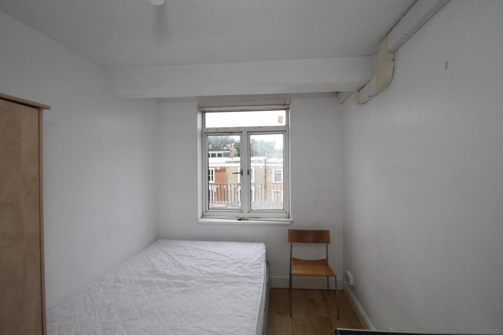 Apartment in London - View 2