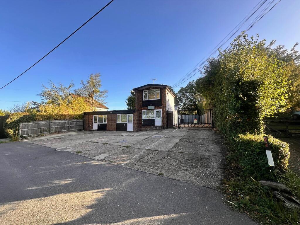 Apartment in Tandridge, Holland, Oxted - View 2