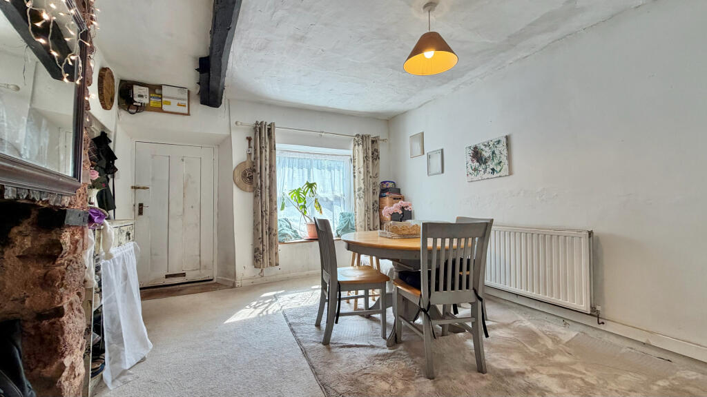 House in Taunton - View 4