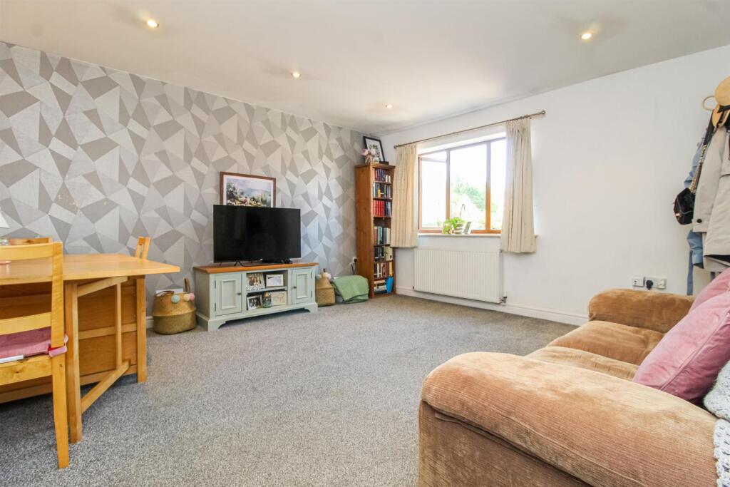 Jacobs Court, Horbury photo 2