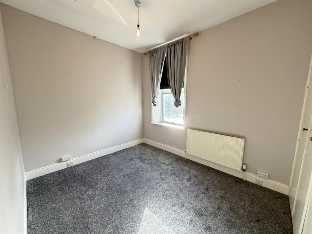 Additional image 8 of Woodville Grove, Cross Roads, Keighley