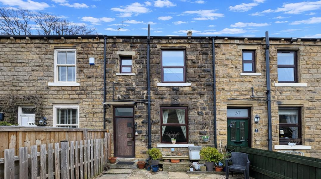 Main image of property: Moor Lane, Gomersal, Cleckheaton