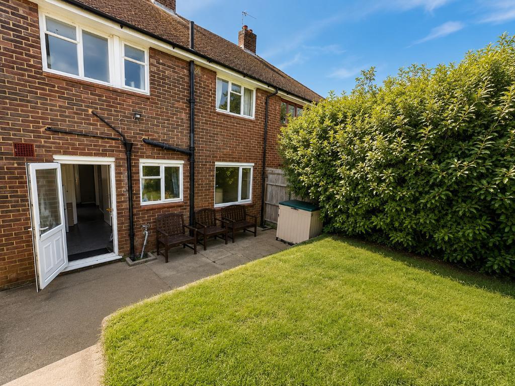 House in London - View 2