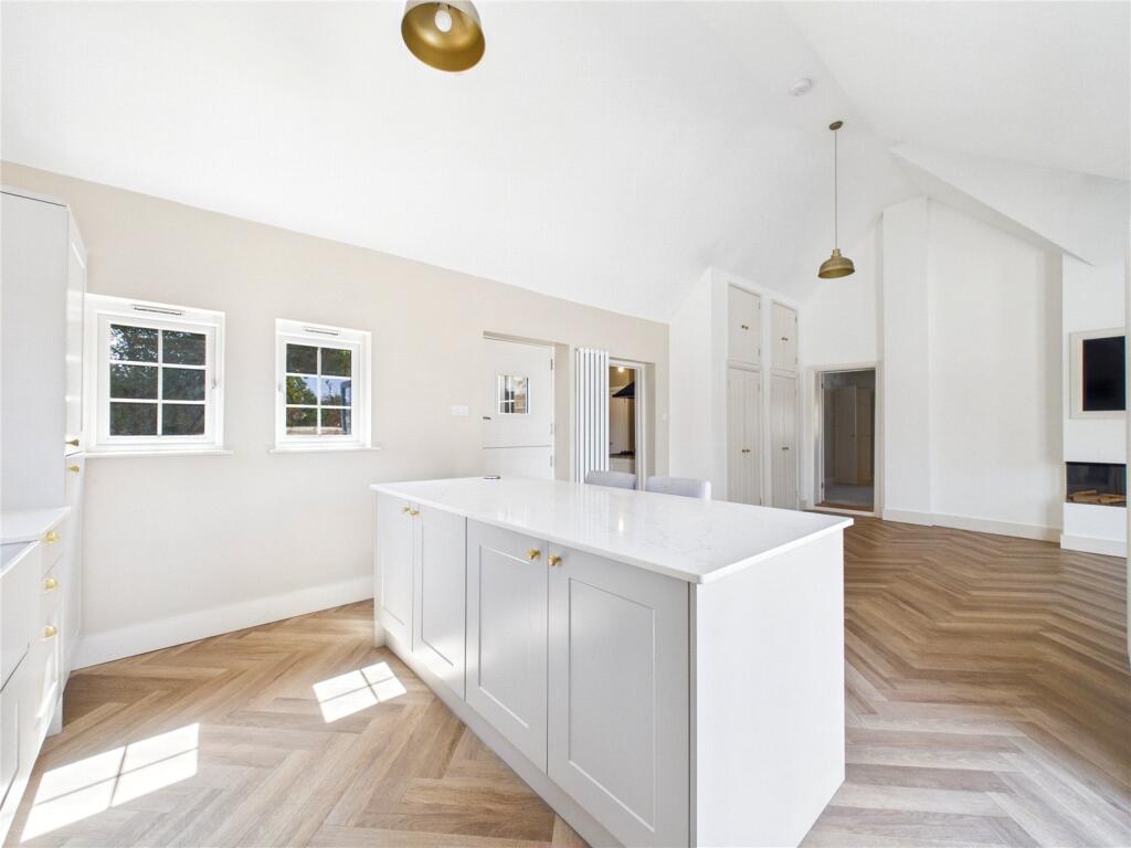 House in Chelmsford, Little Waltham - View 3