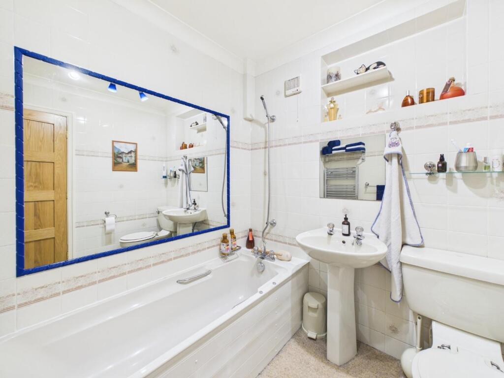 Additional image 17 of Woodvale Crescent, Bingley