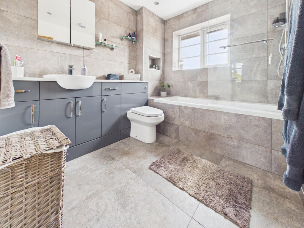House in Stevenage - View 3