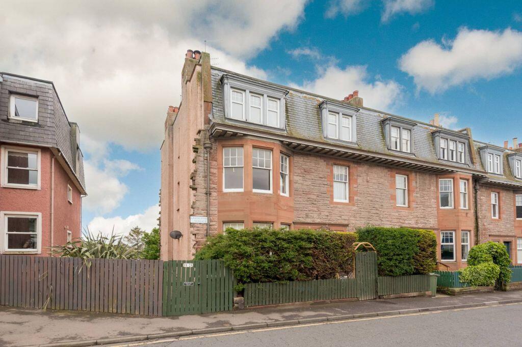1-bed flat on 1A Lammerview Terrace, Gullane, East Lothian, EH31 2HB, £175,000