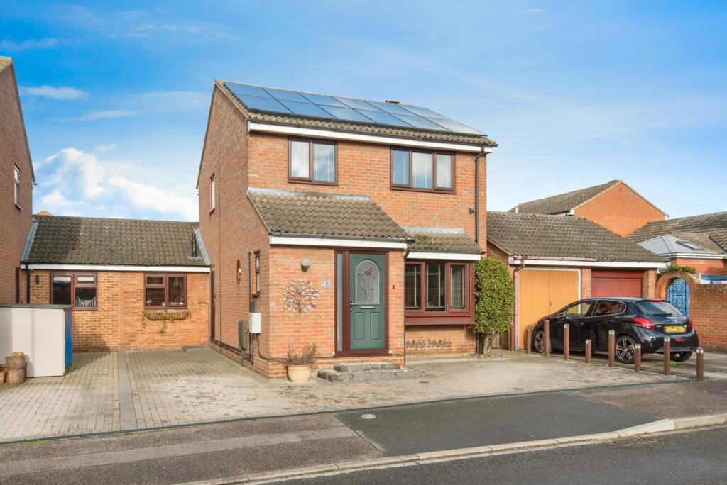 Main image of property: Jubilee Gardens, Biggleswade, Bedfordshire, SG18