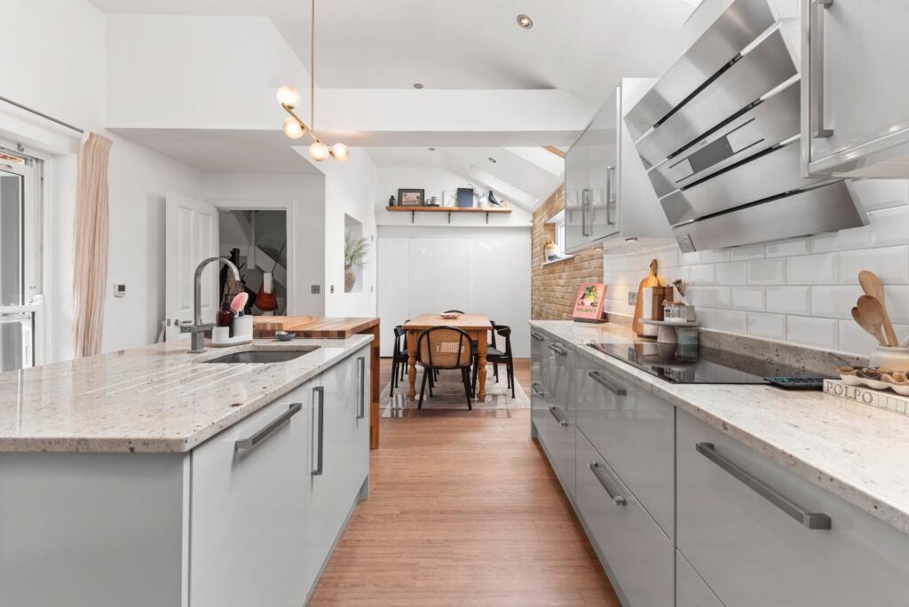 House in London - More