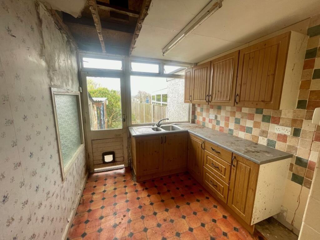 8 Coedwig Terrace, Penmon, Beaumaris, Anglesey, LL58 8SL - View 3