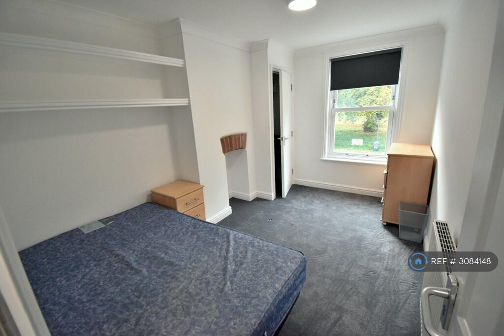 House in Reading - View 5
