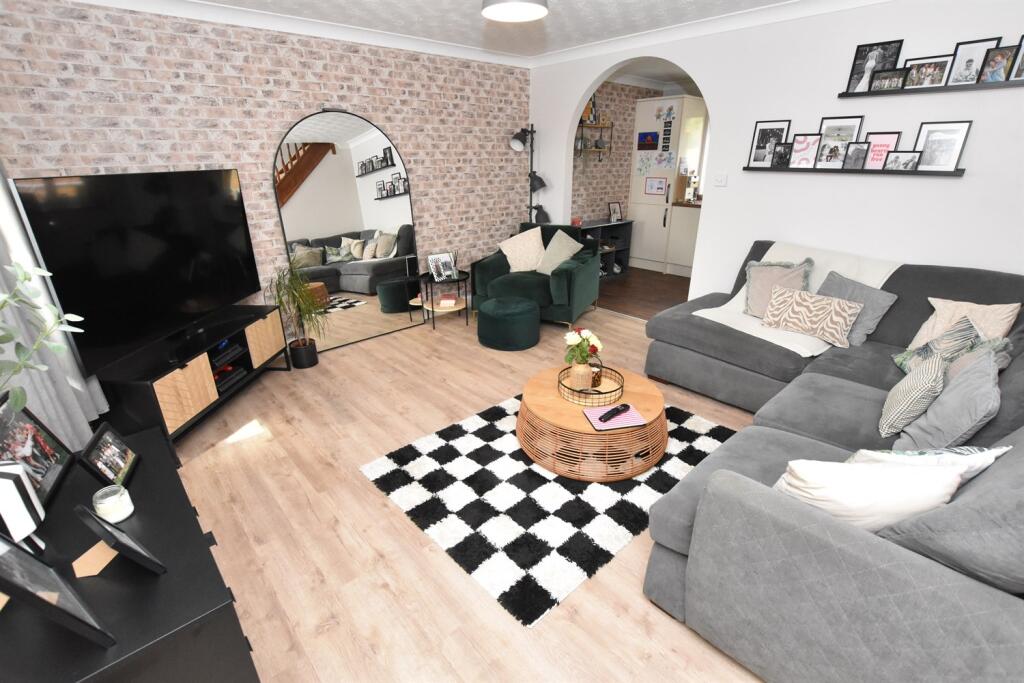 House in North Kesteven, Kirkby la Thorpe - View 3