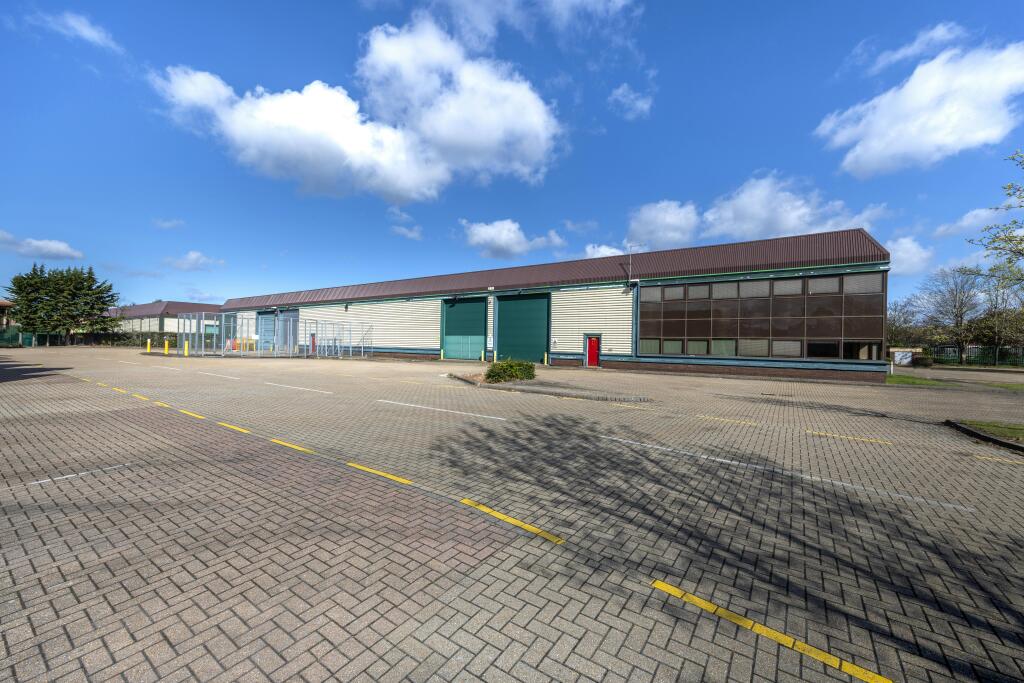 2026- 552 Fairlie - STE - 7670.jpg