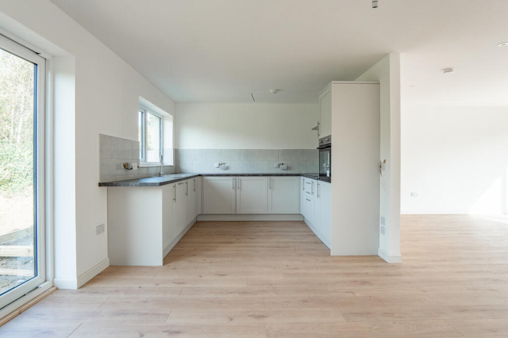House in Milton, Highland - View 5