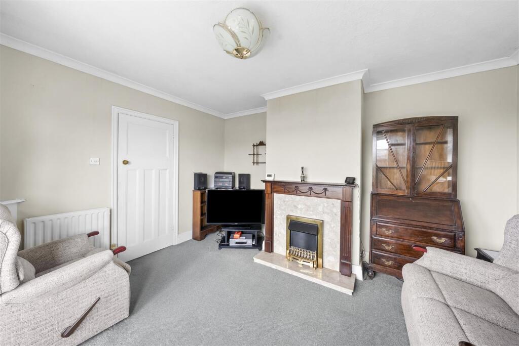 House in Leeds, Cambridge Estate, Otley - More