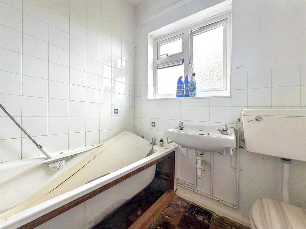 Apartment in Great Yarmouth, Norfolk - View 5