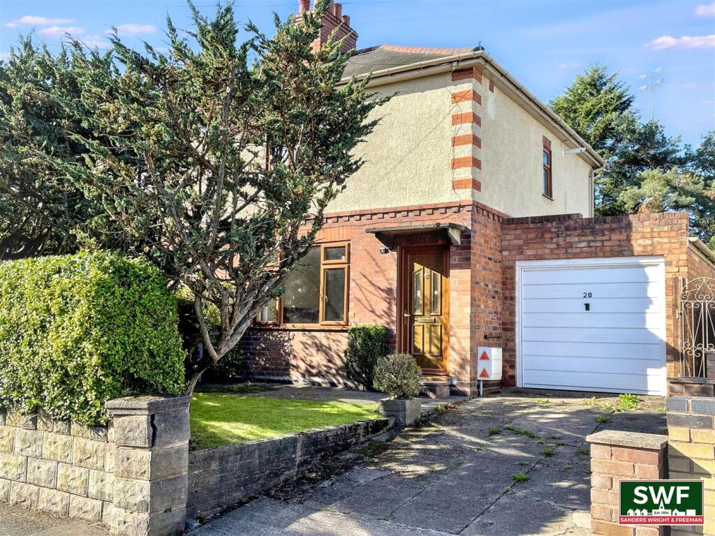 House in Wolverhampton, Wood End - View 2