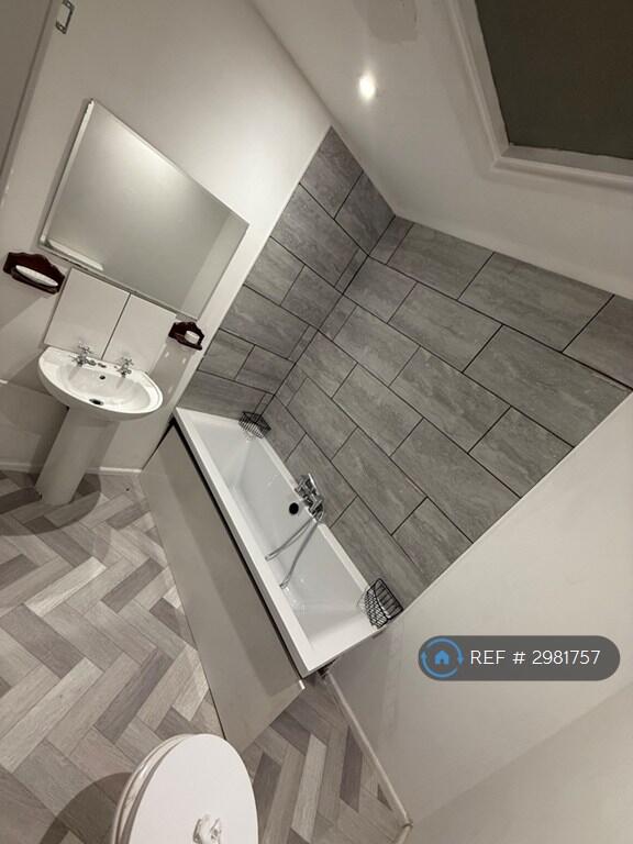 House in Blackburn - View 5
