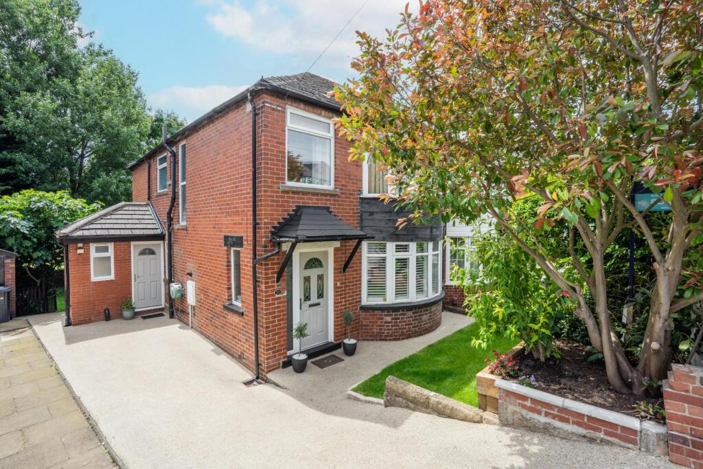 Main image of property: Chelwood Avenue, Roundhay, Leeds