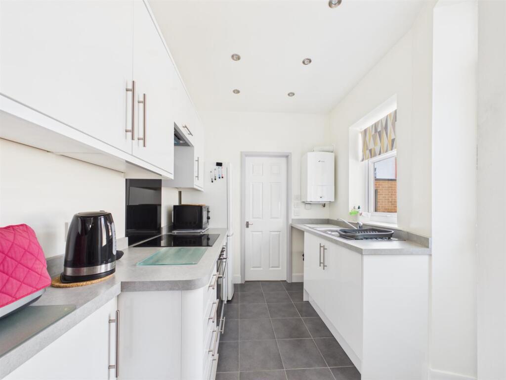 Apartment in North Tyneside, Preston - View 3
