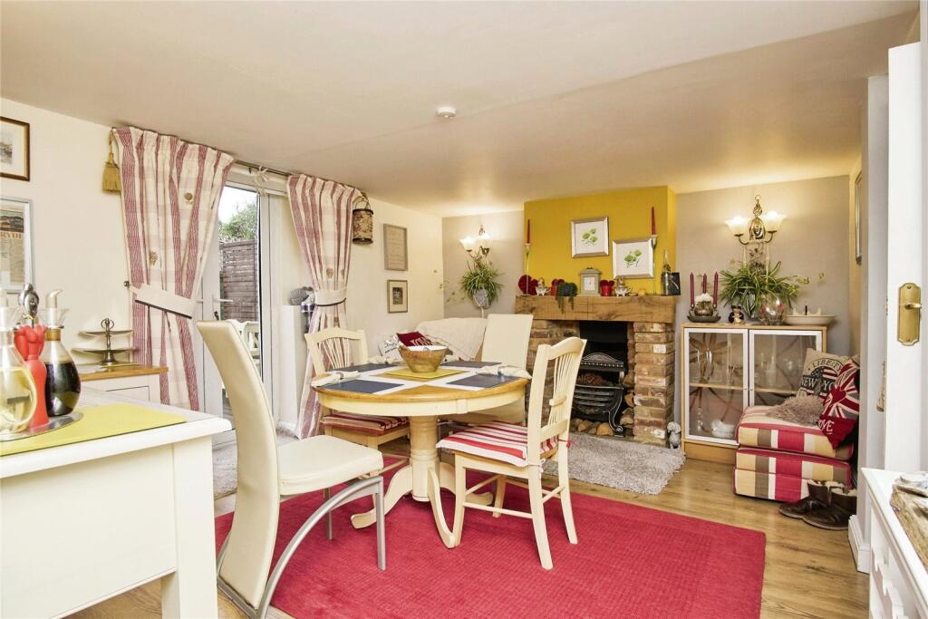 House in Sandown, Brading - View 4