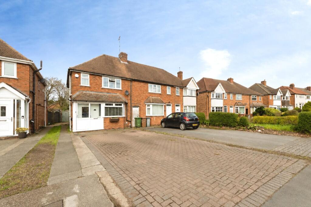 Main image of property: Brook Lane, Solihull, West Midlands, B92