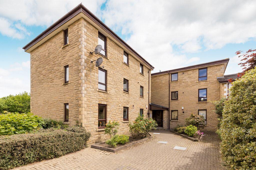 Main image of property: 30/4 North Meggetland, Edinburgh, EH14 1XG